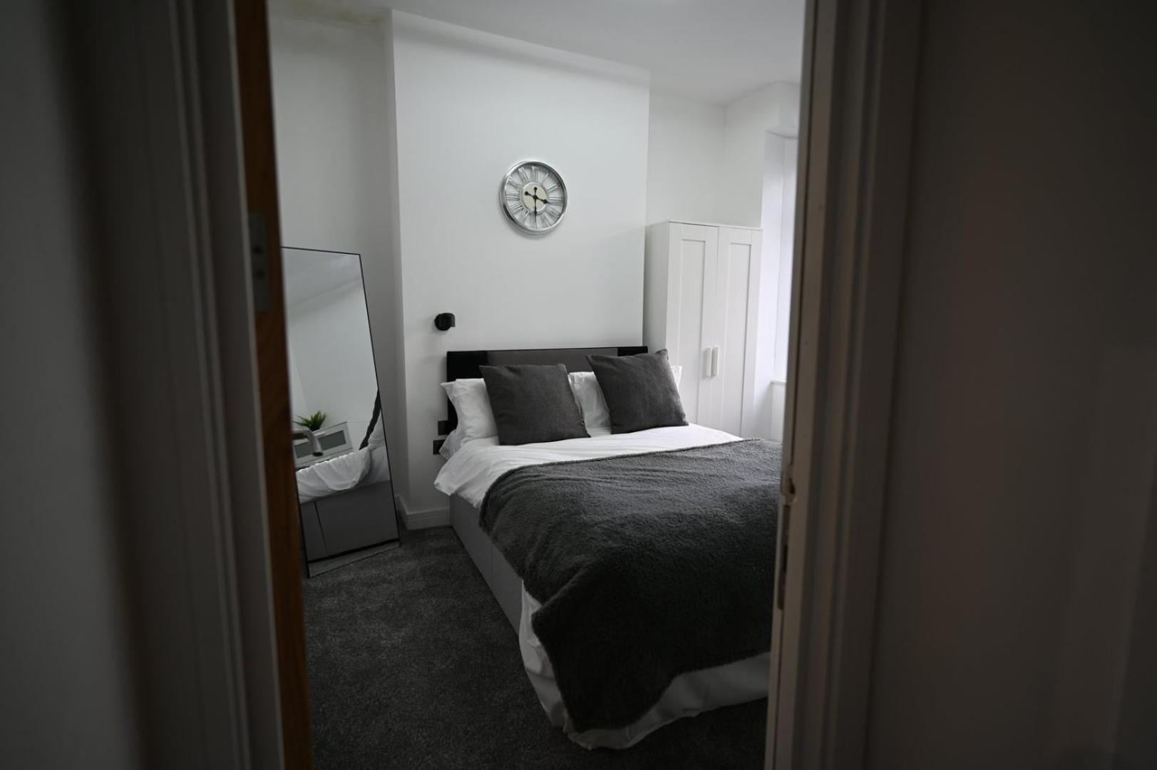 Luxury Two Bed Apartment - Cardiff City Centre ภายนอก รูปภาพ